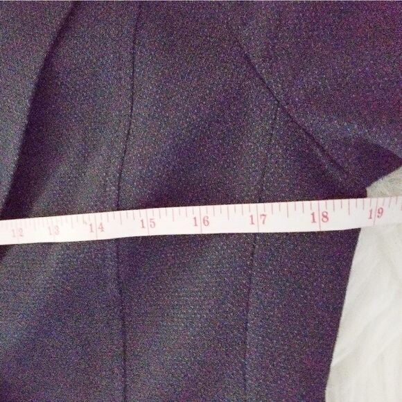 Talbots blazer two button front closure - Picture 7 of 7